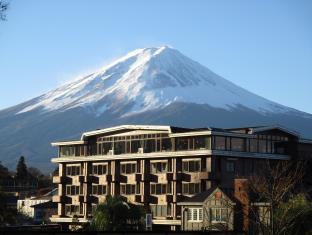 Fujikawaguchiko Japan hotel